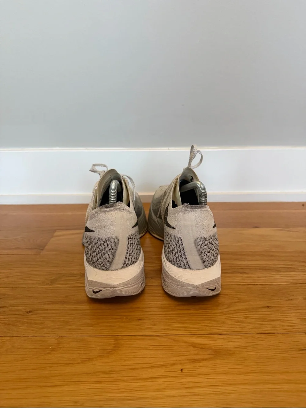 Nike ZoomX Vaporfly Next% 3 Mens Sz 9.5 White Silver Grey Black DV4129-100